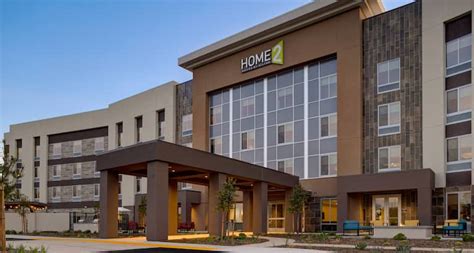 hilton hotels in petaluma ca.